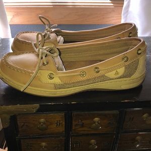 Sperry Spider boat shoes